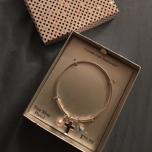 Faith/Cross bracelet.